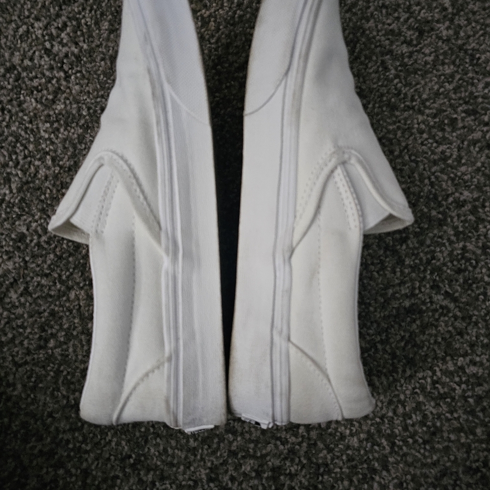 Excellent Condition White Vans - image 4